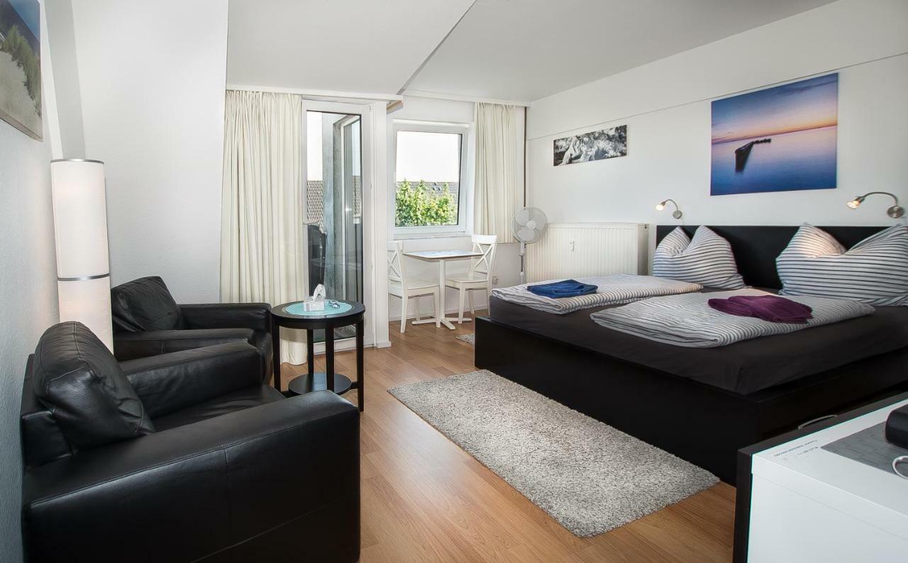 Business & Tourist Apartment Dusseldorf Exterior photo